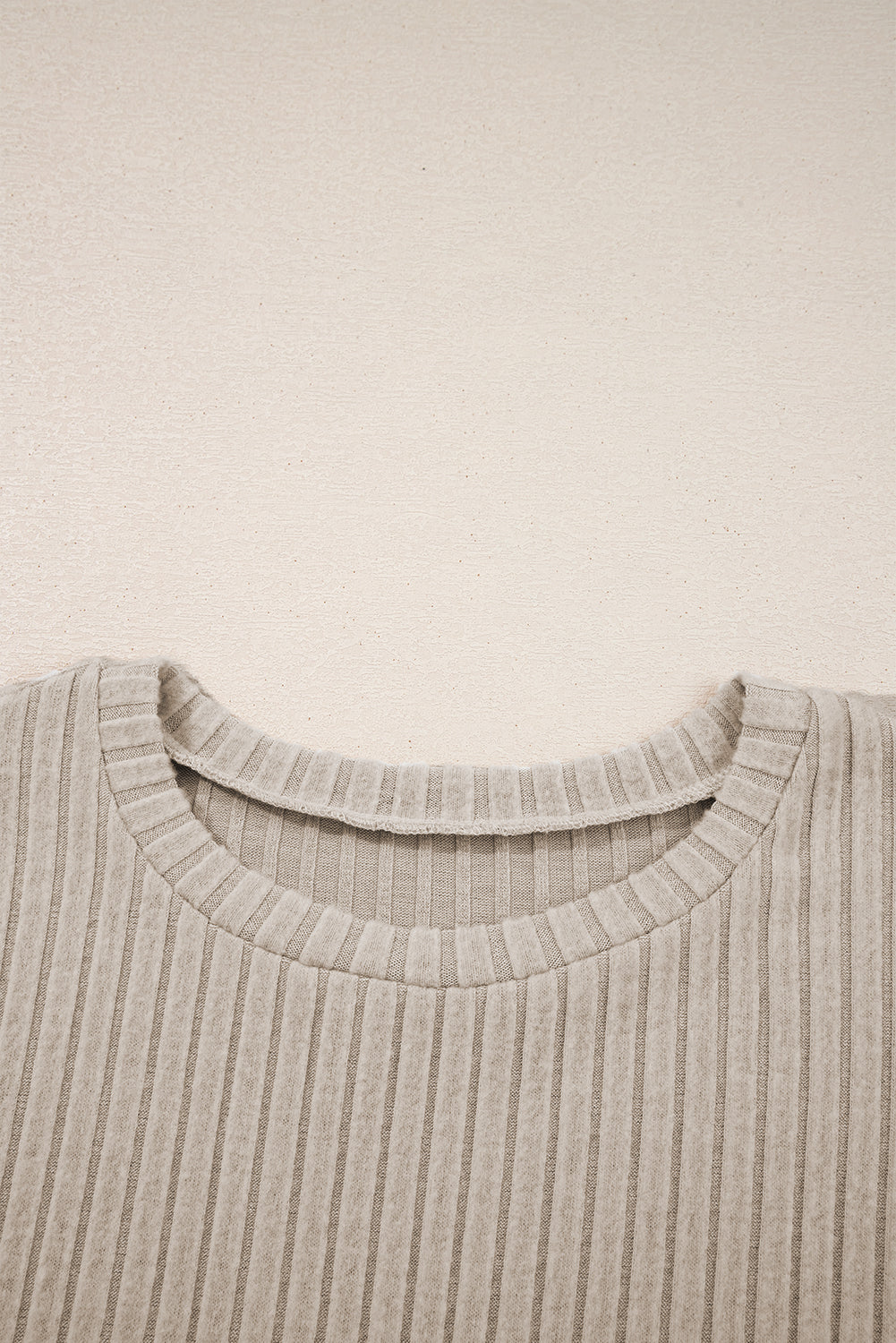 Jet Stream Ribbed Texture Round Neck Long Sleeve Rounded Hem Knit Top