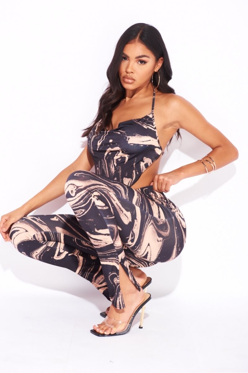 Haut court et legging à motif marbré noir et beige avec mouchoir